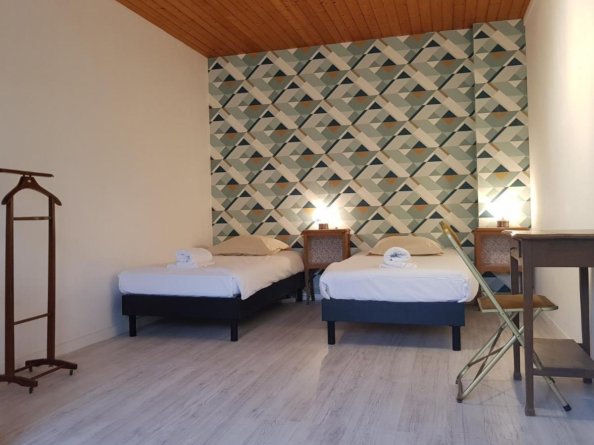 Domaine De Pelouaille - Chambre D'Hotes Сен-Жан-д'Анжелі Екстер'єр фото